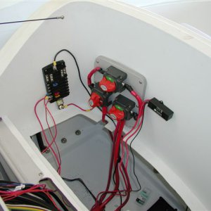 New_Battery_Switch_System_5_17_05.jpg