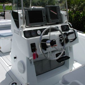 Side_view_of_Electronics_Instalation_5_27_05.jpg
