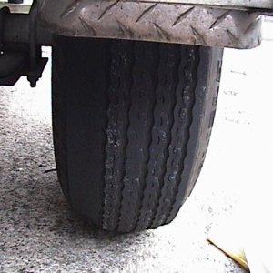 bad_tire.JPG