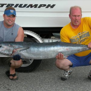 Wahoo_in_front_of_boat.JPG