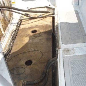Gas_tank_view_4.jpg