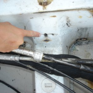 Transom_bolt_crack_view_2_.JPG