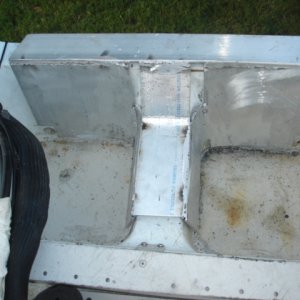 Top_view_new_transom_plate_pre_mounted.jpg