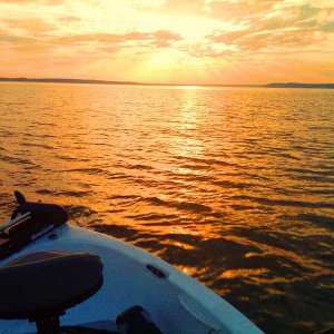 Sunrise_on_the_Potomac.jpg