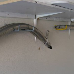 Hanging2.JPG