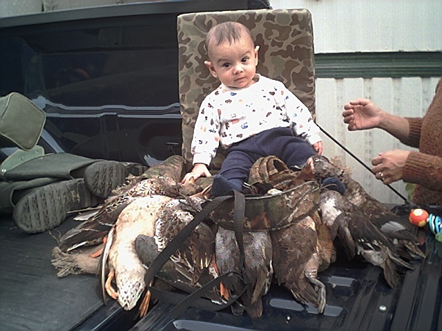 IMG0067_caelan_and_ducks.jpg